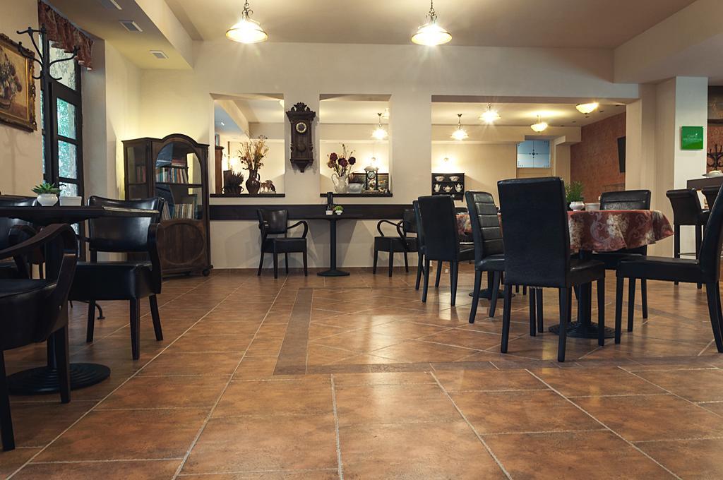 Hotel Na Skalkach Nový Jičín Dış mekan fotoğraf